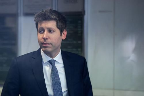 Sam Altman bác bỏ cáo buộc của Elon Musk rằng ông phản bội sứ mệnh ChatGPT, đồng thời cho rằng chính Musk muốn kiểm soát và kiếm lợi từ OpenAI. Ảnh: Reuters