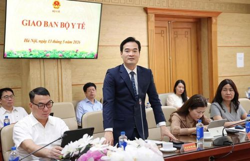 Tân Cục trưởng Cục An toàn thực phẩm Chu Quốc Thịnh phát biểu nhận nhiệm vụ.