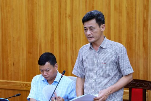 Lãnh đạo Sở Tài chính Lâm Đồng trao đổi về tình hình bố trí vốn cho việc nâng cấp, cải tạo, bảo dưỡng, bảo trì các công trình giao thông