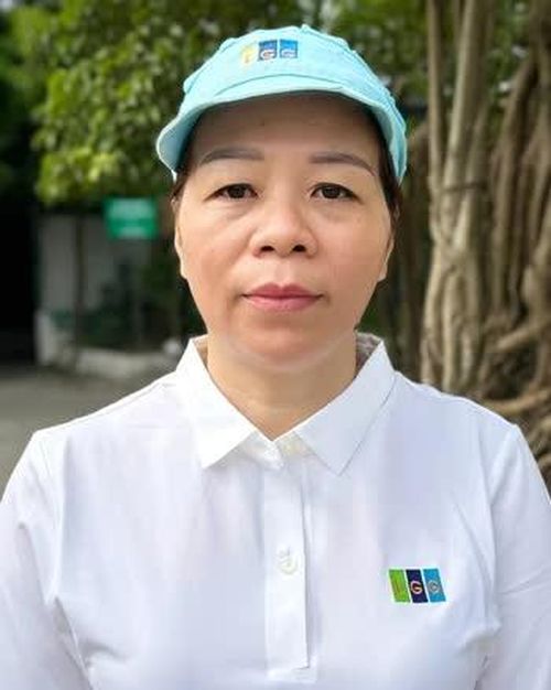 Bà Lưu Thị Văn Công nhân Tổng Công ty May Tuyên Quang LGG chi nhánh Yên Sơn