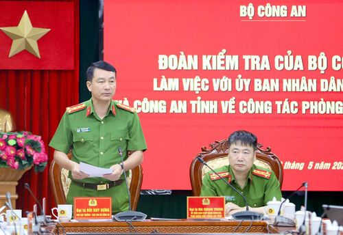 Phó Cục trưởng Cục cảnh sát C04 Bùi Duy Hưng kết luận buổi làm việc.