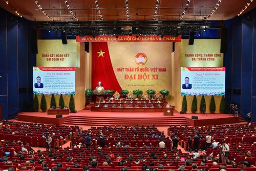 Quang cảnh phiên bế mạc Đại hội