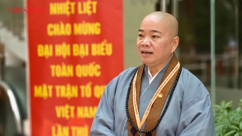 Ni sư Thích nữ Tâm Trí, Chủ tịch Hội Phật tử Việt Nam tại Nhật Bản.