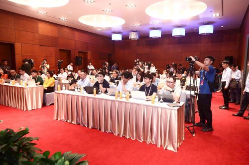 Quang cảnh buổi họp báo. Ảnh: Lê Khánh
