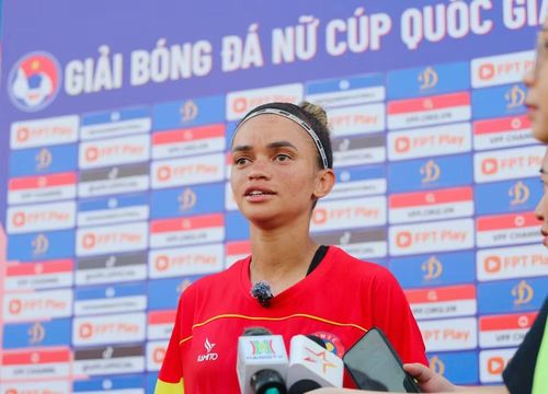 Alves cho biết rất hứng thú khi chơi bóng tại Việt Nam sau thời gian chơi bóng tại châu Âu, đánh giá Cúp quốc gia là giải đấu chất lượng, có cuộc đua vô địch khốc liệt
