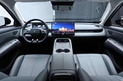 Nội thất với phong cách sắp xếp hiện đại quen thuộc từ BAIC. Ảnh: BAIC.