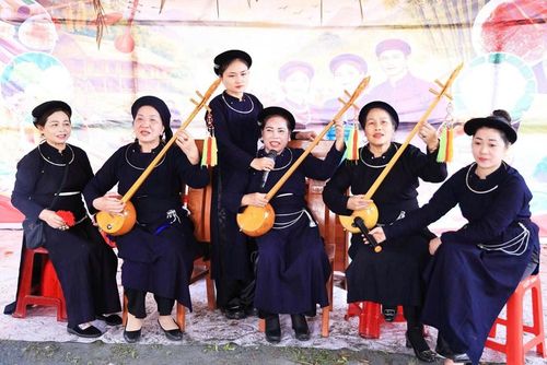 Người dân xã Trường Hà tích cực tham gia các hoạt động văn hóa, văn nghệ, góp phần gìn giữ bản sắc truyền thống nơi biên cương.