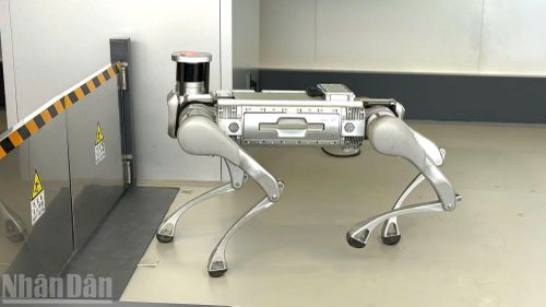 Robot đặc chủng ứng dụng các lĩnh vực nguy hiểm trong lĩnh vực sản xuất, khai khoáng.