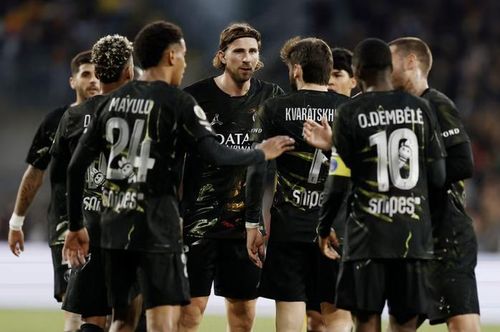 PSG mừng chiến thắng quyết định danh hiệu vô địch mùa giải