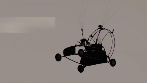 Loại UAV này sẽ có tốc độ tương đối thấp so với các loại máy bay không người lái thông thường, thường thì tốc độ của dù lượn có động cơ là tối đa 60 km/h với tốc độ bay hành trình khoảng 40 km/h. Đồng thời, tốc độ thấp có thể giúp tăng độ chính xác khi thả hàng hóa.