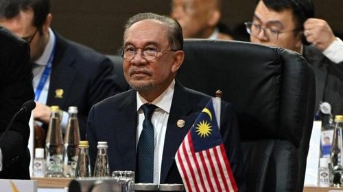 Thủ tướng Malaysia chỉ trích Na Uy về việc thu hồi giấy phép xuất khẩu tên lửa. Ảnh: Anadolu.