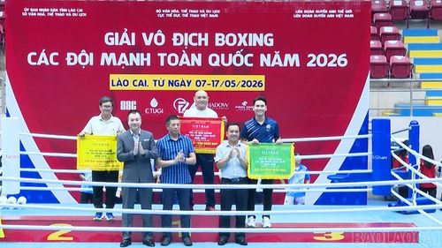 Ban tổ chức trao giải toàn đoàn nam, nữ theo nhóm tuổi 17–18 và 19–40.