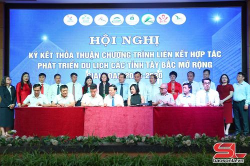 Hiệp hội Du lịch các tỉnh Tây Bắc mở rộng ký kết thỏa thuận hợp tác.
