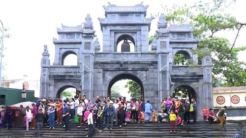 Đền Sòng Sơn - điểm đến tâm linh nổi tiếng gắn với tín ngưỡng thờ Mẫu Liễu Hạnh ở xứ Thanh