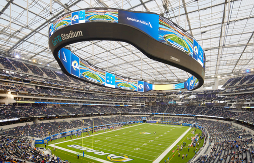Sân vận động SoFi có tấm màn hình vô cực đặc trưng. Ảnh: HKS Architects