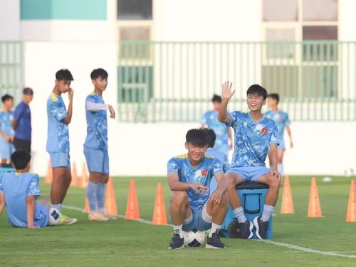 Việc lần đầu tiên giành vé dự U17 World Cup cũng giúp tâm lý của các cầu thủ U17 Việt Nam trở nên thoải mái hơn. Đây có thể là lợi thế lớn khi bước vào trận đấu knock-out với U17 Úc. Ảnh: VFF.