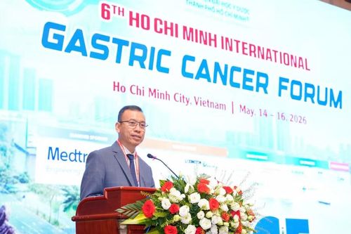 GS.TS BS Nguyễn Hoàng Định - Phó Giám đốc Bệnh viện Đại học Y Dược TPHCM.