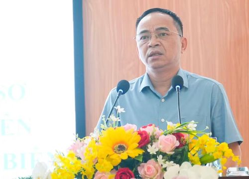 Ông Nguyễn Văn Đoạt, Phó Chủ tịch UBND tỉnh Điện Biên phát biểu tại Hội thảo.
