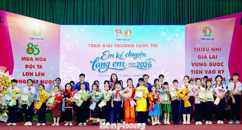 Trao giải thưởng cuộc thi "Em kể chuyện làng em" năm 2026.