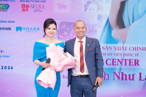 Bà Huỳnh Như Lam - CEO của Thẩm mỹ viện Seoul Center và ông Thái Phan Thanh Bình tại chương trình 