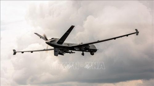 Máy bay không người lái MQ-9 Reaper thực hiện chuyến bay huấn luyện tại Michigan, Mỹ. Ảnh tư liệu: AFP/TTXVN