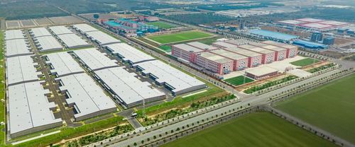 Các khu công nghiệp phía Nam đang tăng tốc mở rộng hạ tầng để đón dòng vốn FDI công nghệ cao và logistics xanh. Ảnh: Becamex