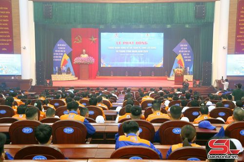 Lễ phát động “Tháng hành động về An toàn vệ sinh lao động và Tháng Công nhân năm 2026”.