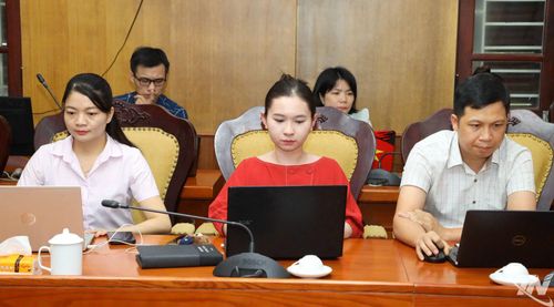 Đại biểu tham dự Hội nghị.