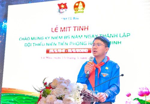  Anh Trần Đăng Khoa, Phó Bí thư Tỉnh đoàn, Chủ tịch Hội đồng Đội tỉnh, phát biểu khai mạc hành trình.