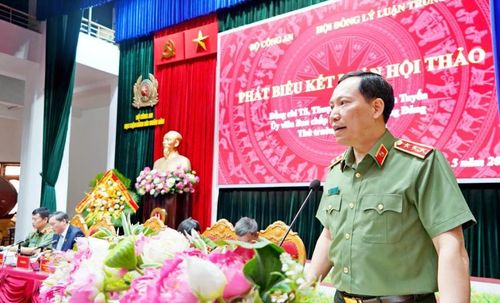 Thượng tướng Lê Văn Tuyến, Ủy viên Trung ương Đảng, Thứ trưởng Bộ Công an phát biểu kết luận hội thảo. Ảnh: Nguyễn Ngân