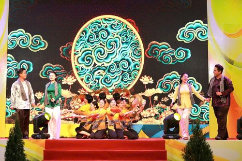 Các tiết mục diễn thi tại Liên hoan