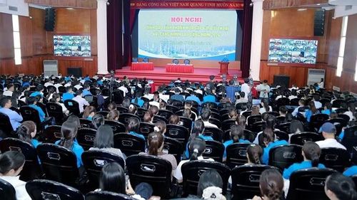 Quang cảnh hội nghị.