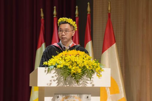 Tân thủ khoa Phạm Gia Kiệt chia sẻ về tác động của AI trong các lĩnh vực.