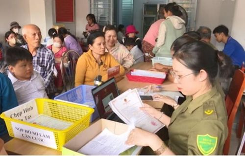 Công an cấp xã cùng lực lượng tham gia bảo vệ an ninh trật tự ở cơ sở bám sát phong trào thi đua “Ba nhất” để vận dụng hiệu quả vào thực tiễn công tác.