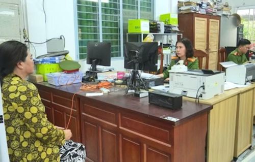 Công an tỉnh Đồng Tháp nỗ lực thực hiện chiến dịch “30 ngày, đêm” cấp căn cước.