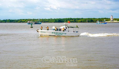 Lực lượng BĐBP tỉnh thường xuyên tuần tra kiểm soát, chống buôn lậu gian lận thương mại trên biển.