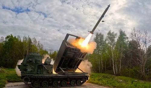 Quân đội Mỹ đã lần đầu tiên tiến hành phóng tên lửa dẫn đường chính xác GMLRS từ hệ thống pháo phản lực phóng loạt M270A2 trong một hoạt động tác chiến tại Ba Lan.