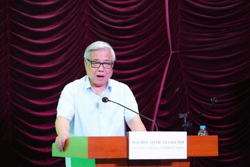 GS, TSKH Vũ Minh Giang, Chủ tịch Hội đồng Khoa học và Đào tạo Đại học Quốc gia Hà Nội tóm tắt lại 7 nhiệm vụ trọng tâm chiến lược mà Tổng Bí thư, Chủ tịch nước Tô Lâm đã chỉ đạo.