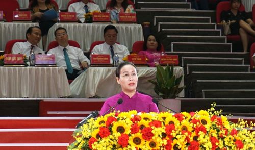 Phát biểu khai mạc, bà Nguyễn Thị Anh Thi, Phó Chủ tịch UBND thành phố Đà Nẵng, Trưởng Ban tổ chức Đại hội cho biết, sinh thời Chủ tịch Hồ Chí Minh luôn dành sự quan tâm đặc biệt đối với sự nghiệp TDTT và căn dặn “Dân cường thì quốc thịnh”. Thấm nhuần tư tưởng đó, Đảng bộ, chính quyền và Nhân dân thành phố Đà Nẵng luôn xác định phát triển TDTT là nhiệm vụ quan trọng nhằm nâng cao sức khỏe Nhân dân, xây dựng nguồn nhân lực chất lượng cao, vun đắp đời sống văn hóa lành mạnh và tăng cường khối đại đoàn kết toàn dân. “Trong thời gian qua, phong trào Toàn dân rèn luyện thân thể theo gương Bác Hồ vĩ đại tiếp tục lan tỏa mạnh mẽ trên toàn thành phố. Các hoạt động chạy bộ cộng đồng, bơi phòng chống đuối nước, thể thao học đường, thể thao người cao tuổi, người khuyết tật, thể thao bãi biển, thể thao doanh nghiệp và các giải đấu phong trào được tổ chức sôi nổi, thu hút đông đảo người dân tham gia”, Phó Chủ tịch UBND thành phố nhấn mạnh.