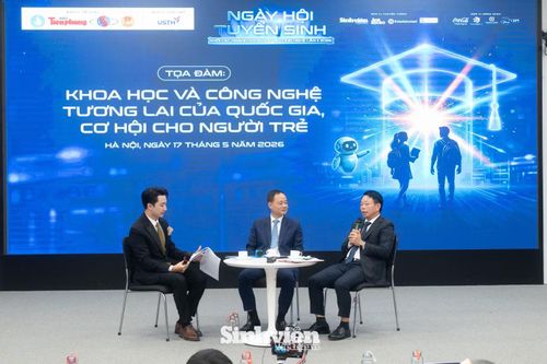 Các diễn giả tham gia Tọa đàm “Khoa học và Công nghệ - Tương lai của quốc gia, cơ hội cho người trẻ” mang đến nhiều góc nhìn sâu sắc, truyền cảm hứng bứt phá cho gần 400 học sinh, sinh viên.