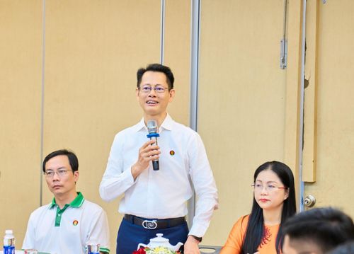 Ông Trần Chí Nguyện cho rằng đổi mới sáng tạo không chỉ đến từ những giải pháp lớn mà bắt đầu từ các cải tiến nhỏ, thiết thực trong công việc hằng ngày.