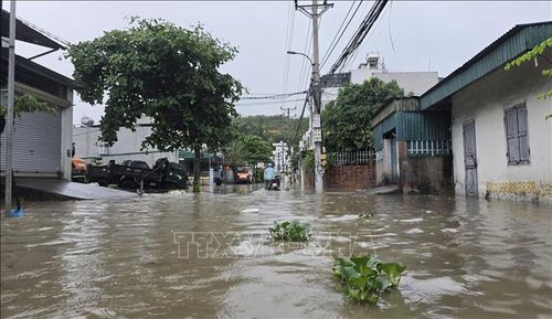 Mưa lớn gây ngập lụt diện rộng tại nhiều địa phương thuộc tỉnh Quảng Ninh.