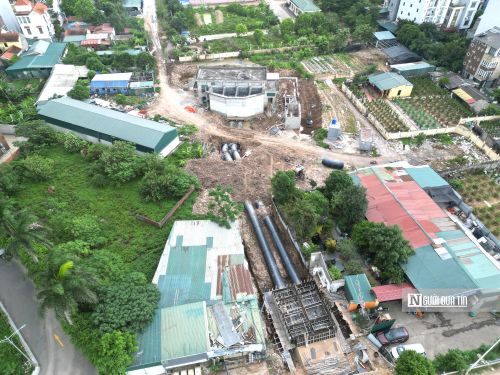 Theo ghi nhận của phóng viên ngày 16/5, những ống thoát nước đã được đấu nối về phía trạm bơm Phú Thượng đã hoàn tất.