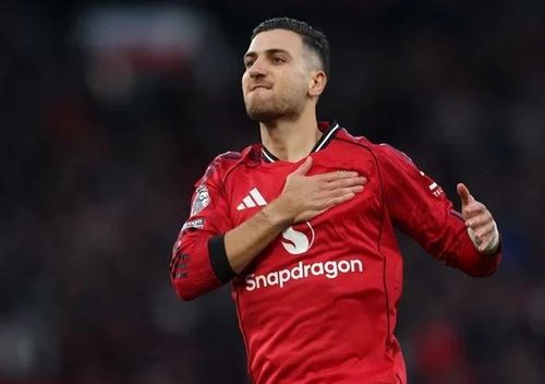 Dalot dự kiến sẽ trở lại ở cánh phải Man Utd.