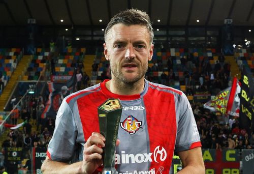 Vardy tỏa sáng trước Udinese.