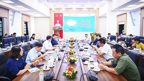 Tọa đàm “Bảo mật dữ liệu và an ninh mạng trong kỷ nguyên vươn mình của dân tộc” do Báo Nhân Dân tổ chức. (Ảnh: THÀNH ĐẠT)