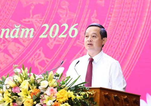Chủ tịch UBND tỉnh Bắc Ninh Phạm Hoàng Sơn phát biểu tại hội nghị.