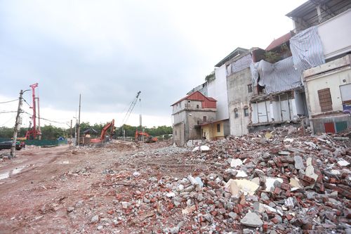Dự án cầu Tứ Liên dự kiến đưa vào khai thác trong quý II/2027, góp phần hình thành thêm trục kết nối giữa nội đô và phía bắc sông Hồng.