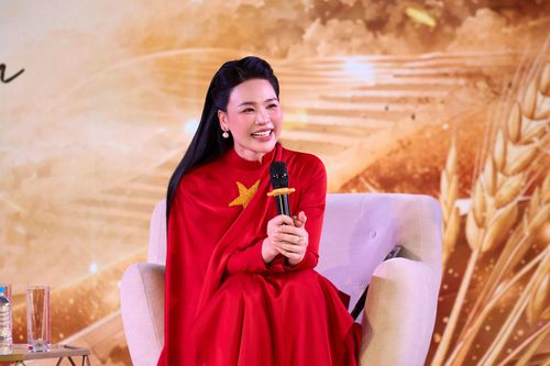 Nhật Huyền cho biết dự án hướng tới việc lan tỏa những giá trị truyền thống trong đời sống đương đại.