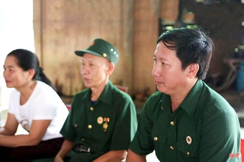 Cựu chiến binh Phan Văn Thi kể lại những kỷ niệm thiêng liêng về Bác mà ông chứng kiến, học tập trong thời gian 7 năm (1954 - 1961) thực hiện nhiệm vụ bảo vệ Người.